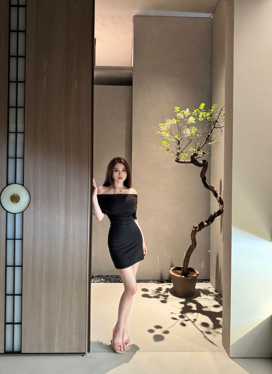 大长腿甜美姐姐语洁