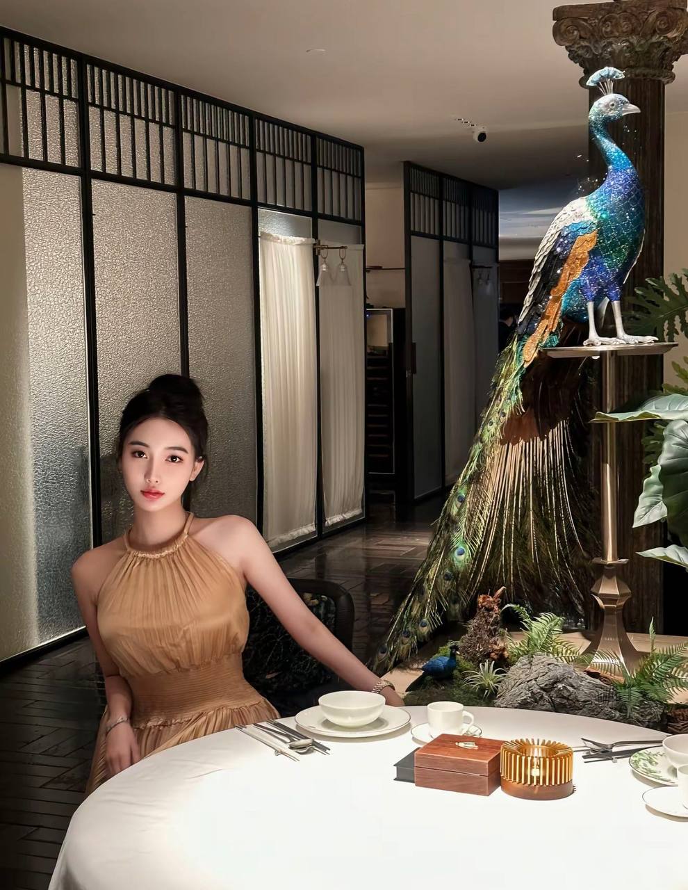 韩系氧气美女妍琴