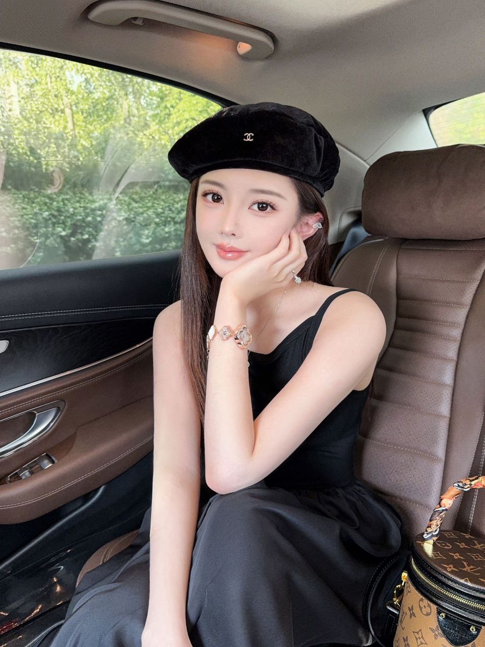 微博认证時尚博主芸妮