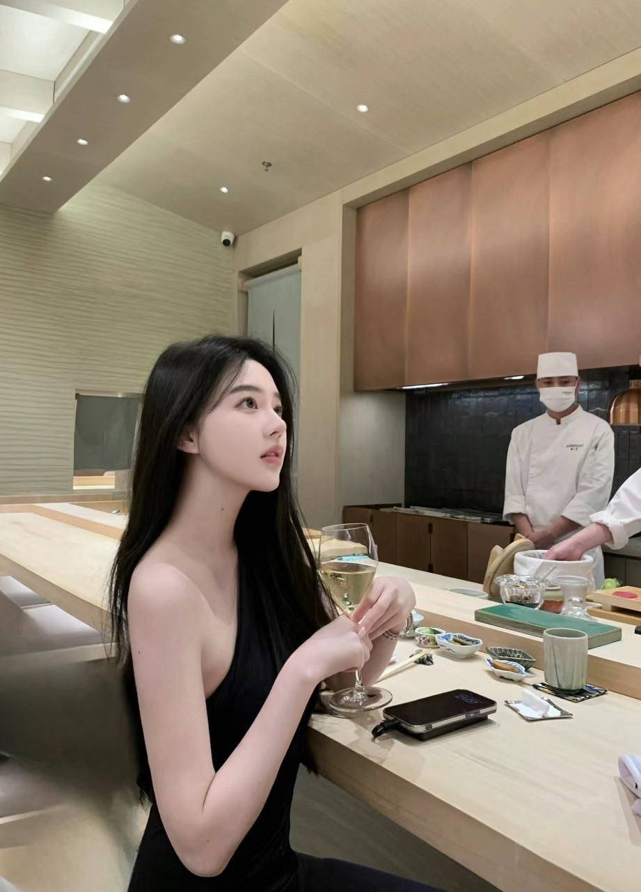温柔软萌小姐姐菲雅