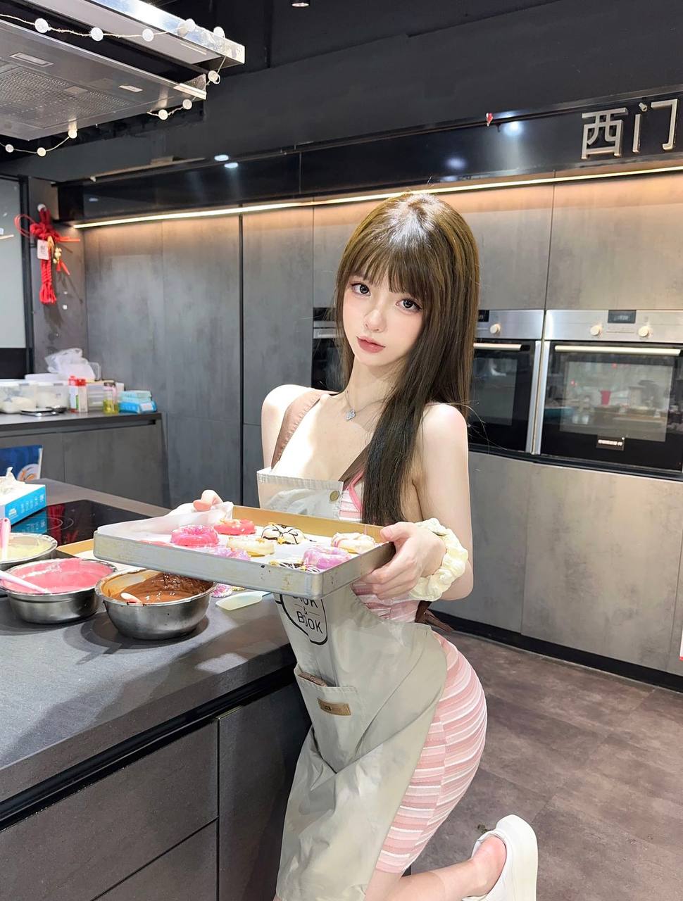 纯欲清纯美神月莉