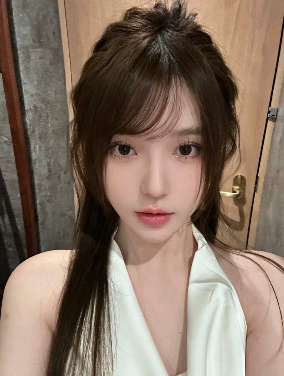 甜美气质御姐夏晗