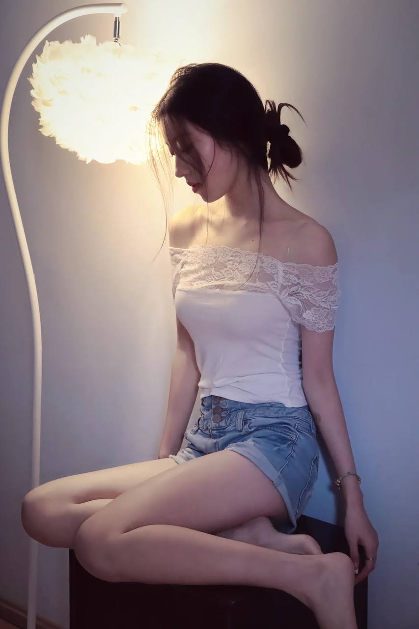 性感乖巧小秘书盈瑶