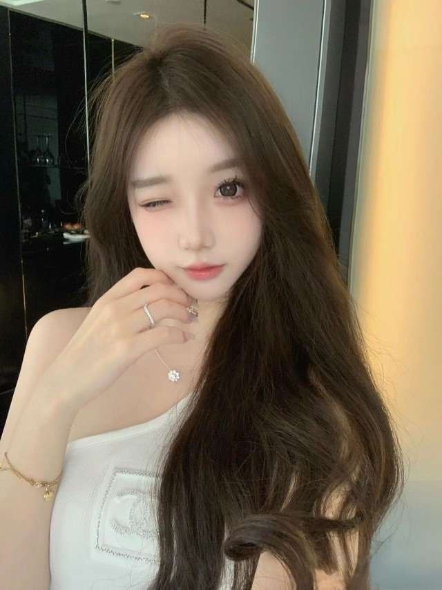 甜美初恋脸依雯