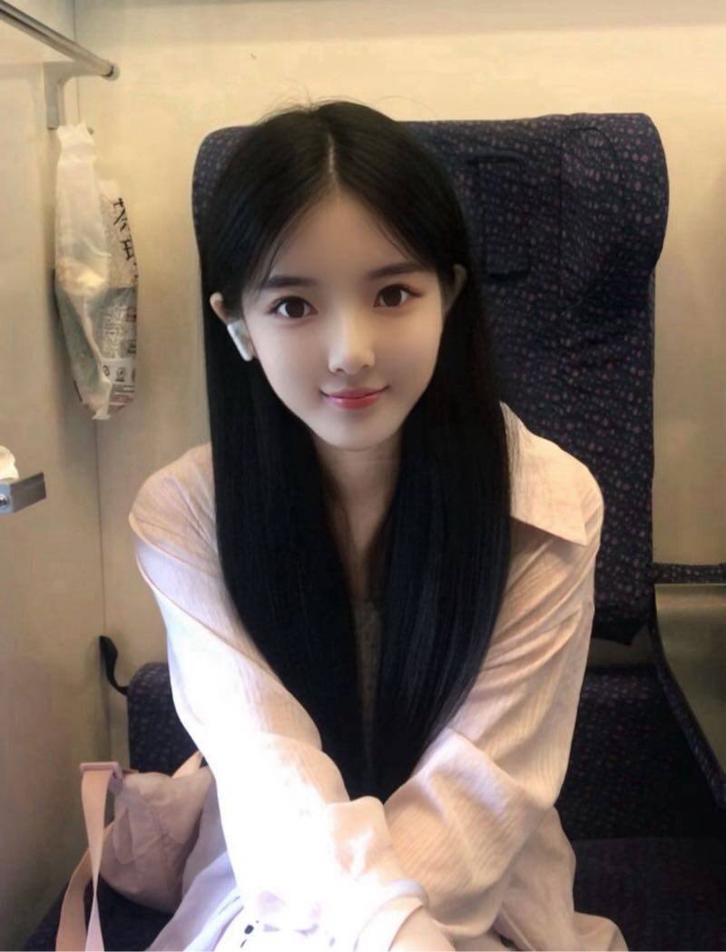 娃娃脸女友采琦