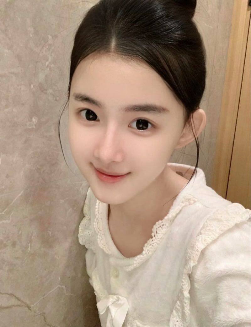娃娃脸女友采琦