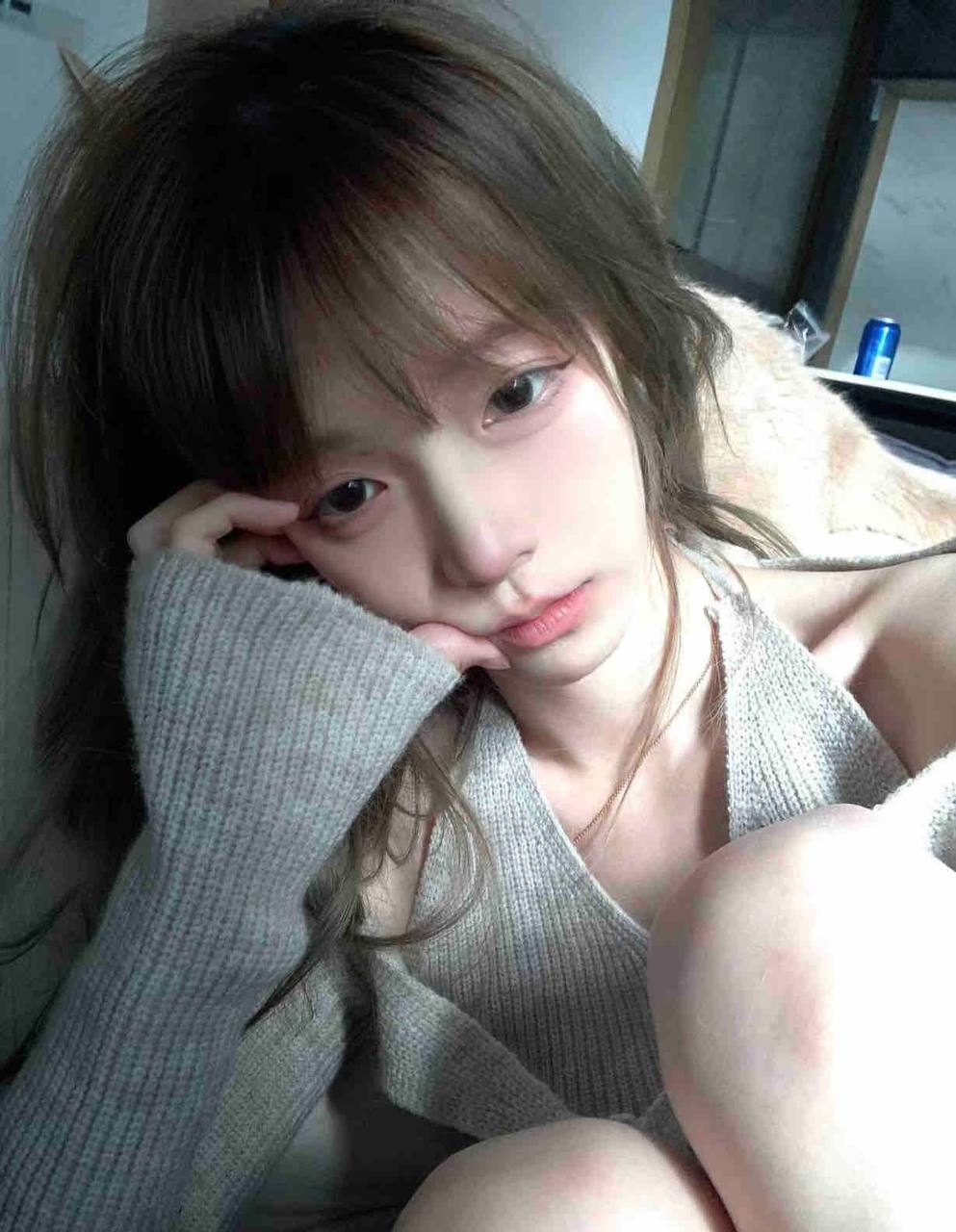 甜美乖巧感学妹语茜