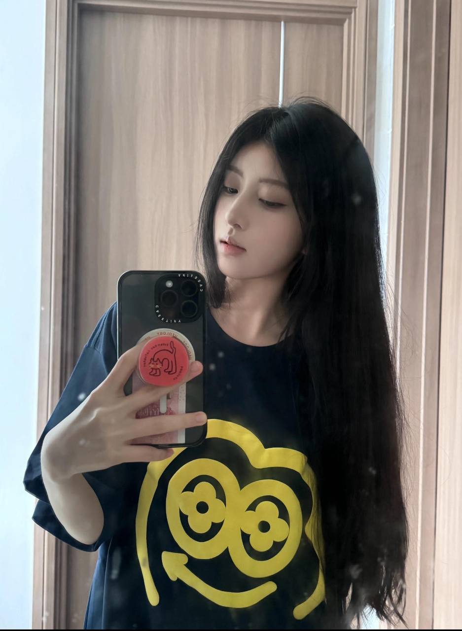 软萌乖巧女友感雅滢