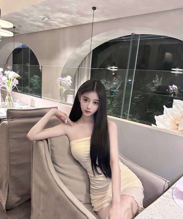 软萌乖巧女友柒钰