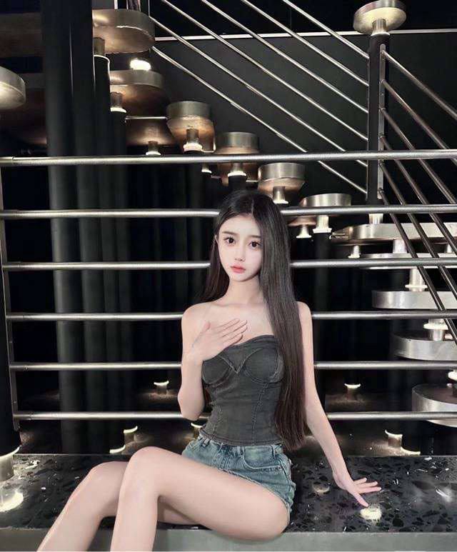 软萌乖巧女友柒钰