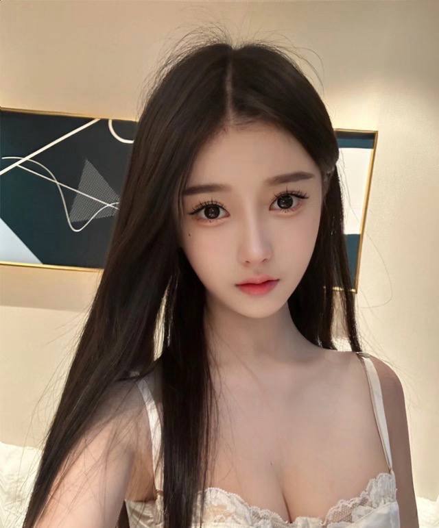 软萌乖巧女友柒钰