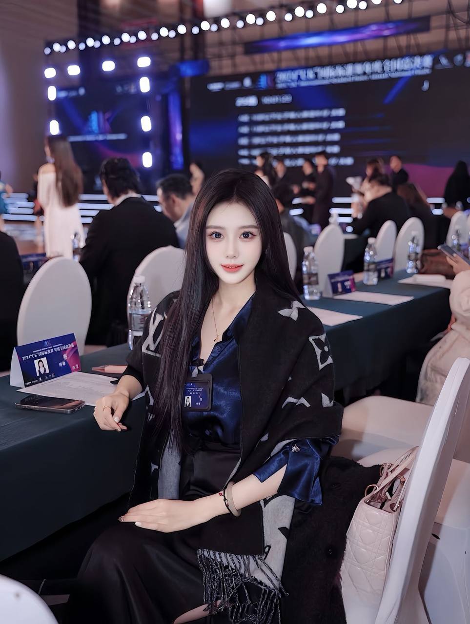 艺术系舞蹈生婉枫