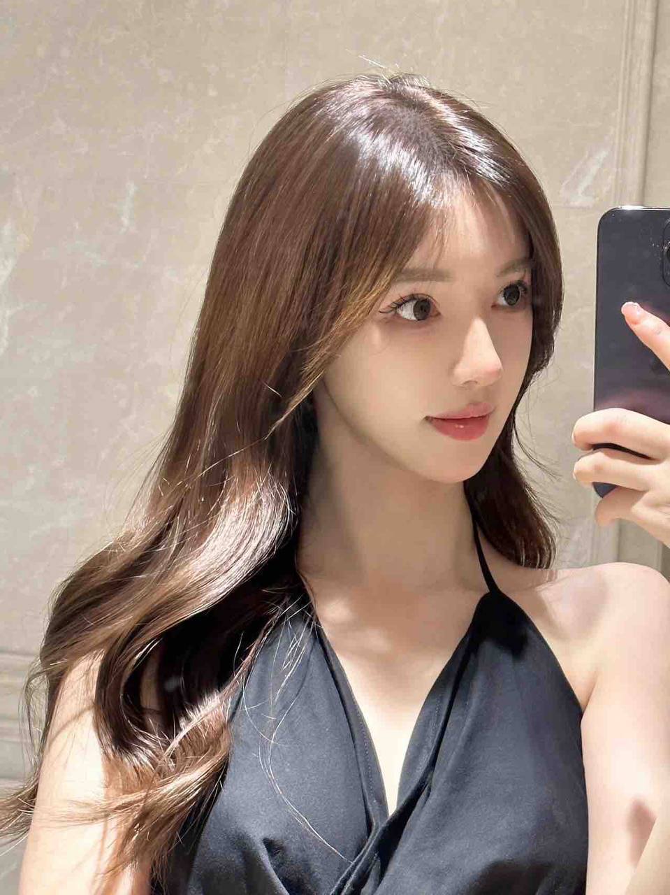 气质温婉御姐梦莉