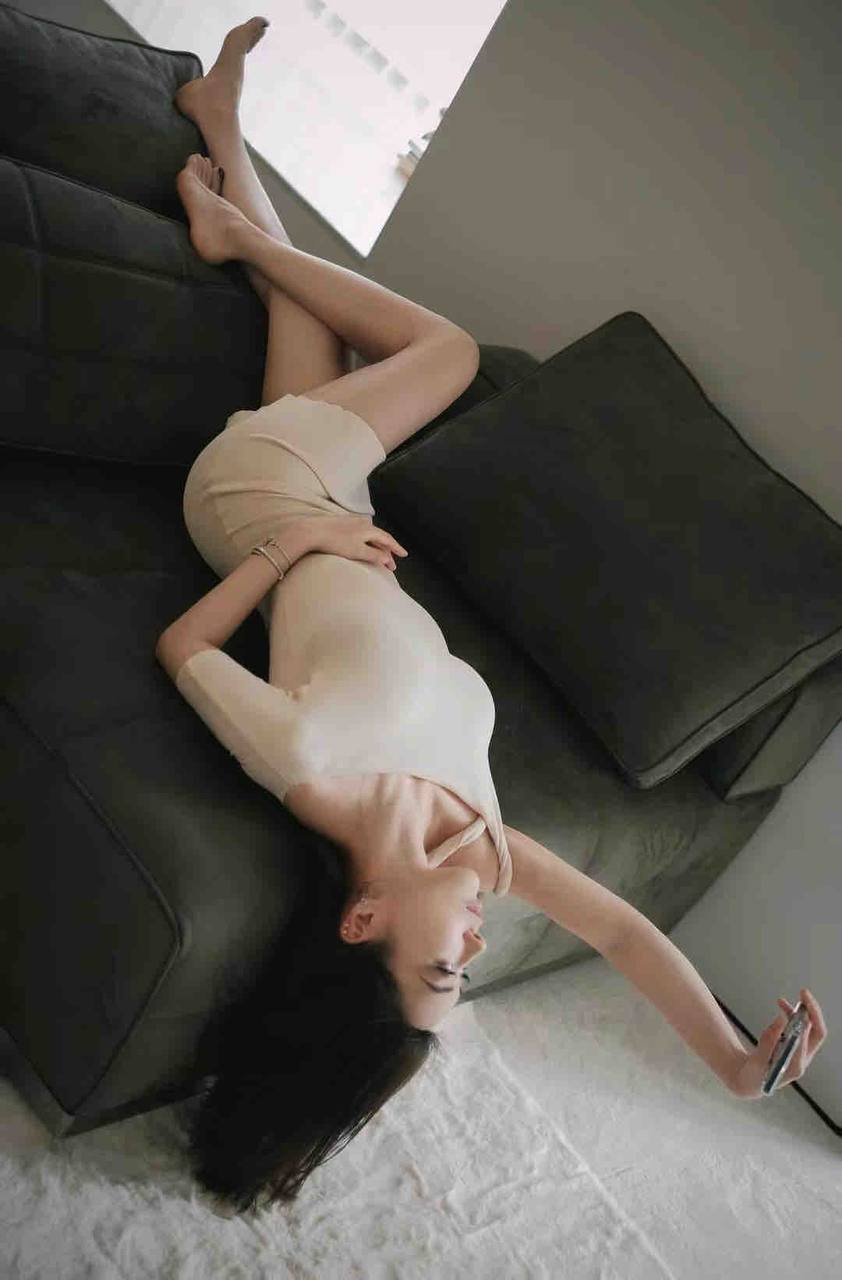 气质温婉御姐梦莉