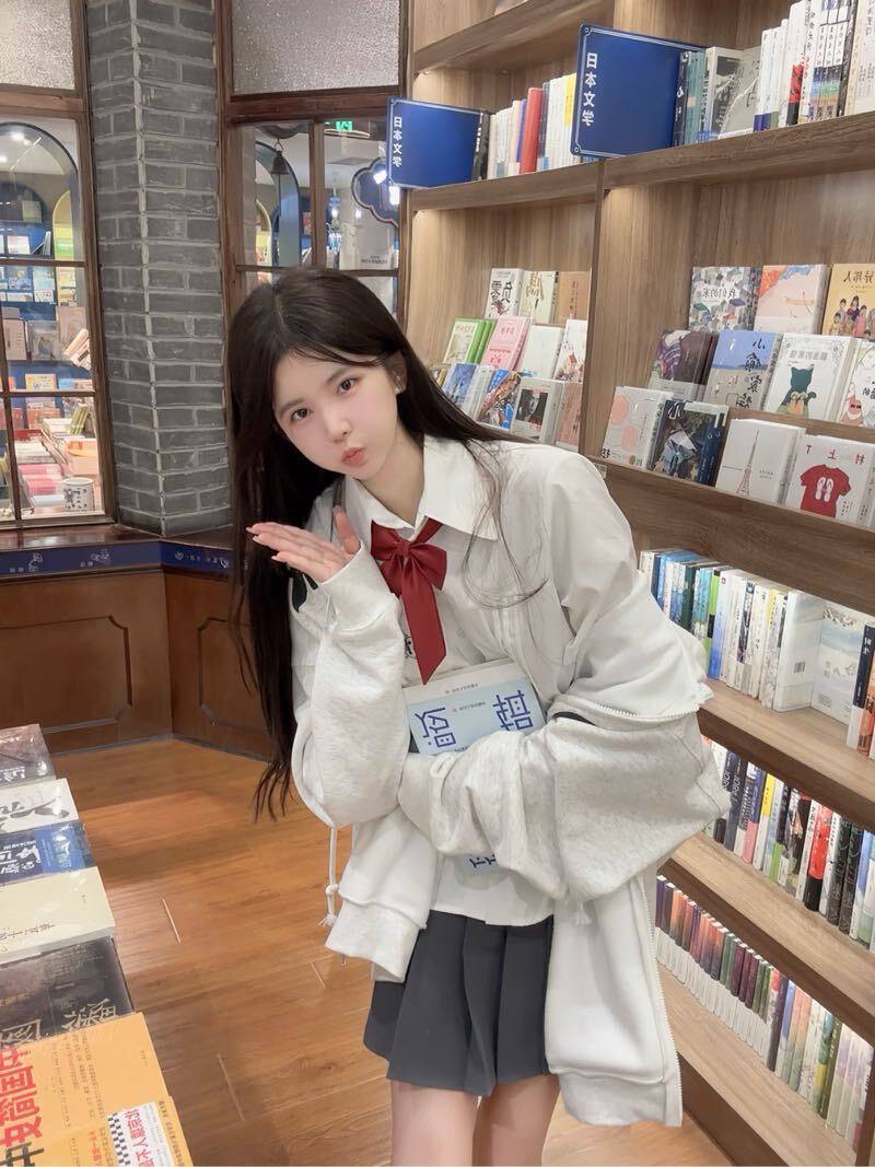 JK萝莉小咪