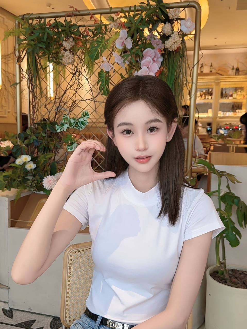 氛围感女友平蕙