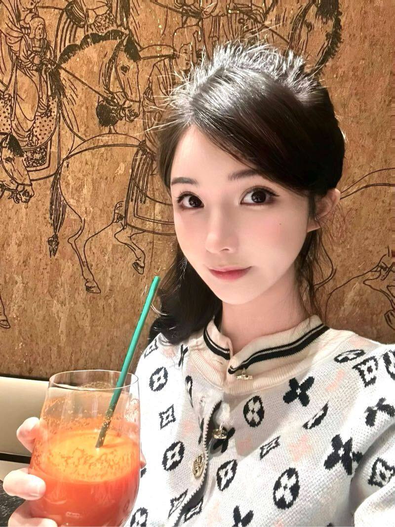 精致洋气穿搭滢滢