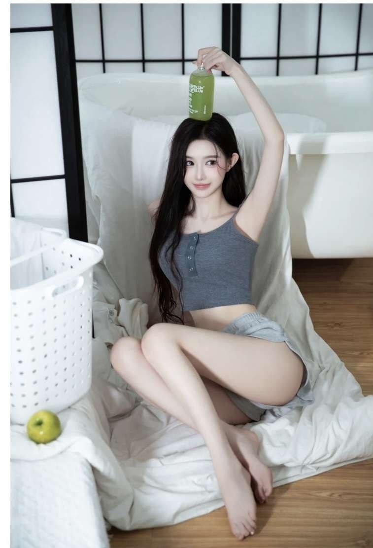 清冷系颜值模特萱笛