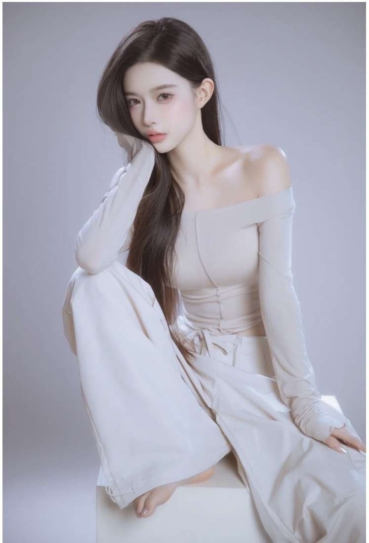 清冷系颜值模特萱笛