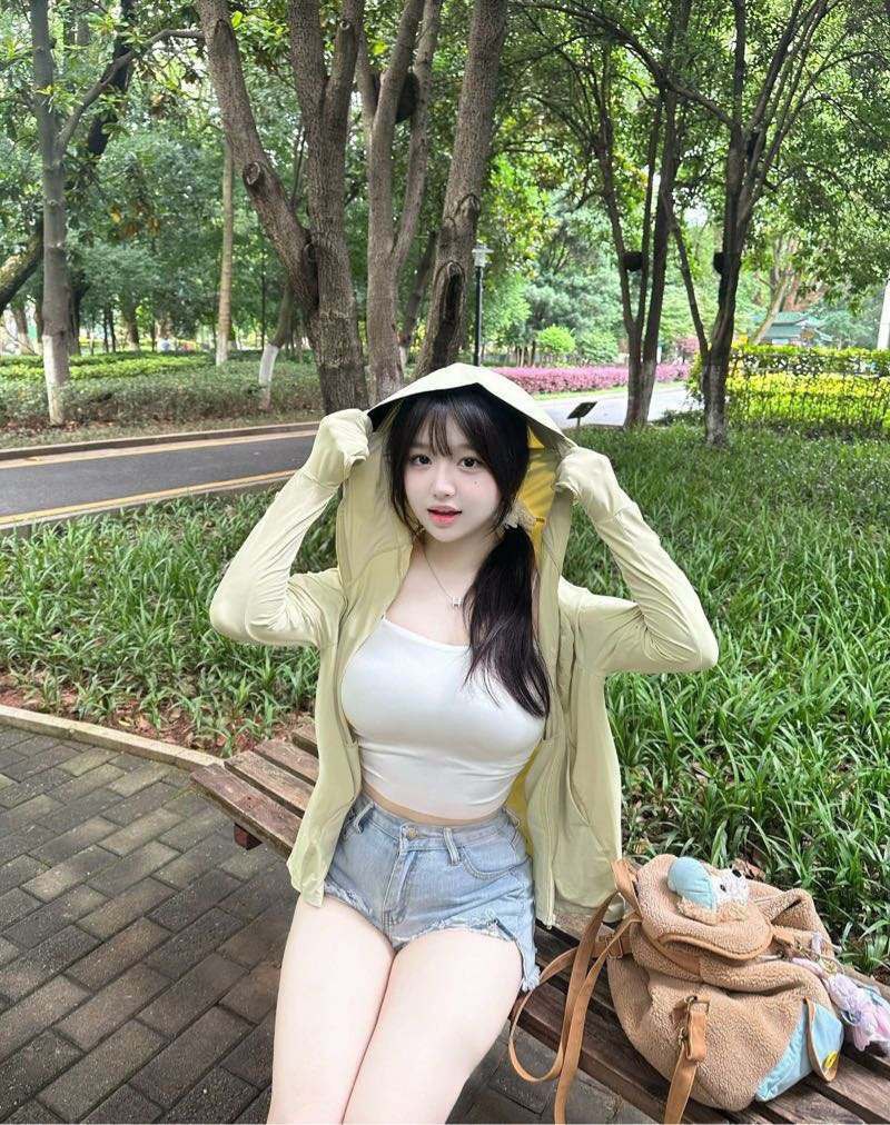傲人饱满大胸妹安琪