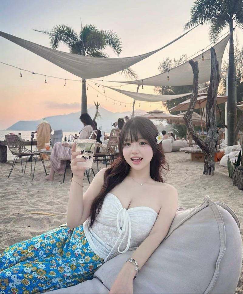 傲人饱满大胸妹安琪