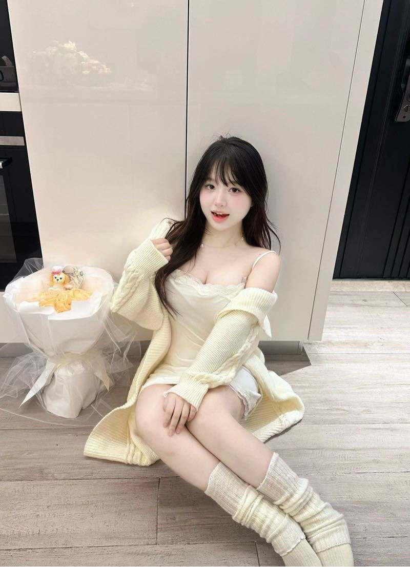 傲人饱满大胸妹安琪