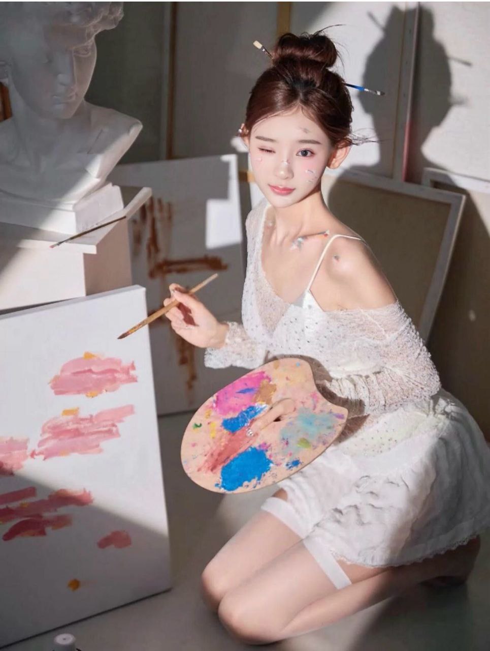 俏皮小腰精莉妍