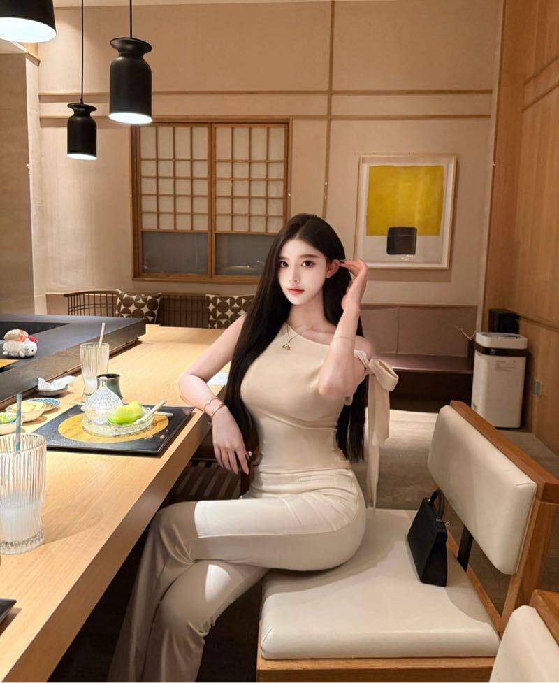 比例惊艳模特昕妍
