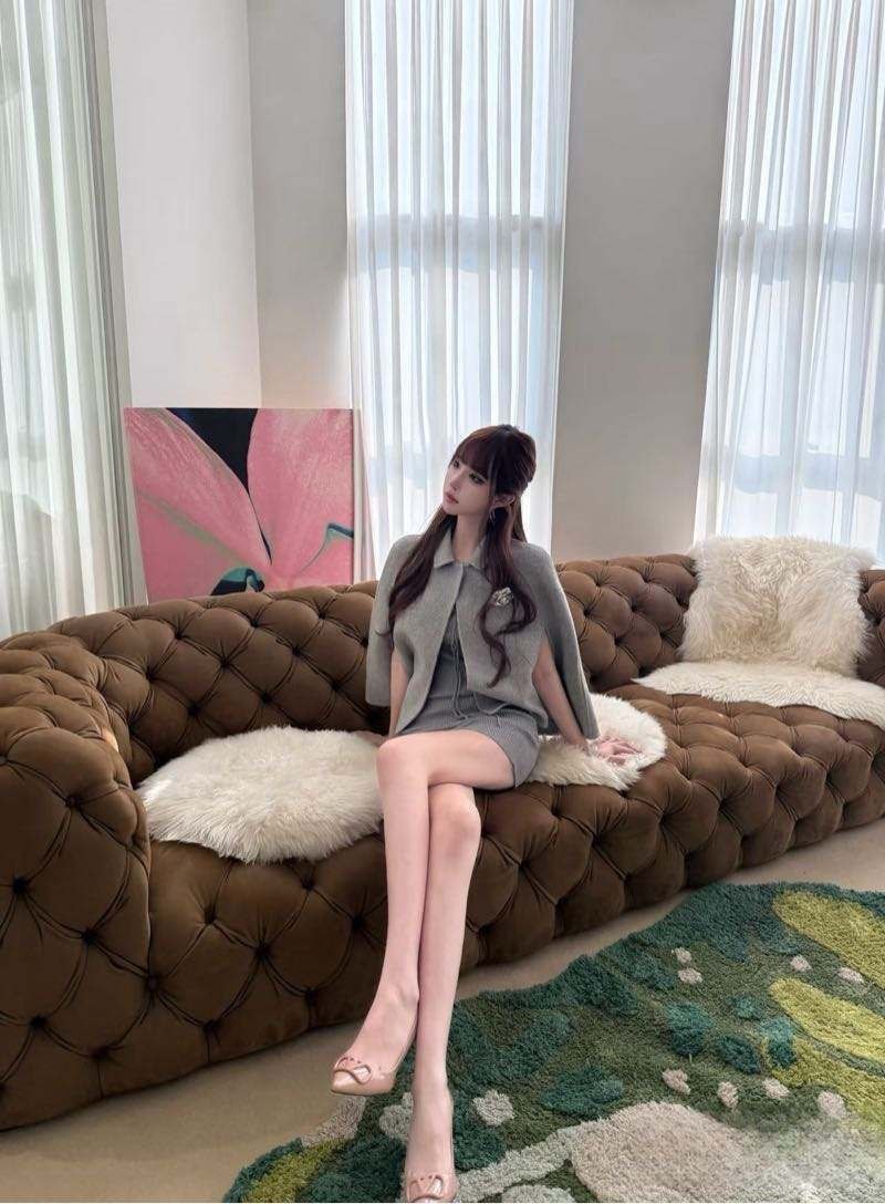 纤细骨感美女瑞娜