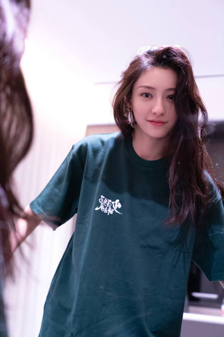 戏剧学院大三婕瑾