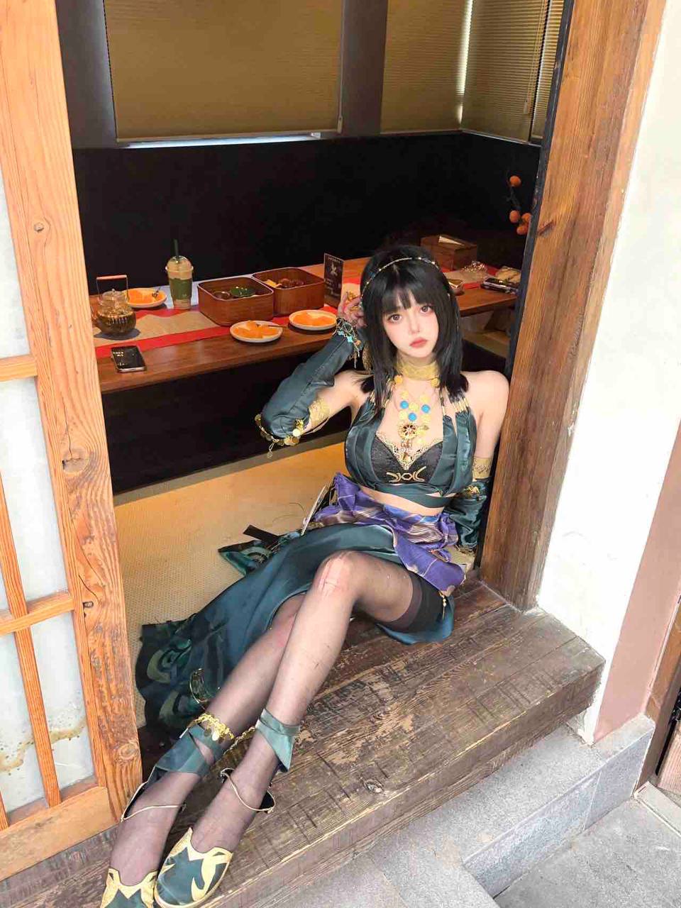 二次元Coser露莎