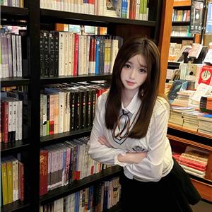 纯情小白兔玥兮