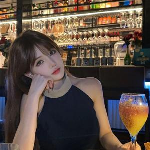 甜美洋气小姐姐瑶允
