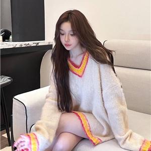 抖音女主播月曼