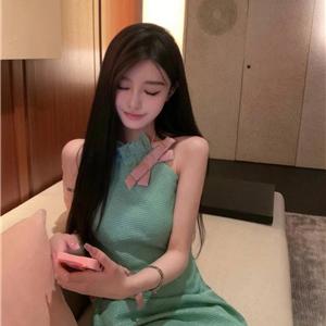 妩媚气质小美女秋瑶