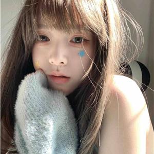 甜美乖巧感学妹语茜