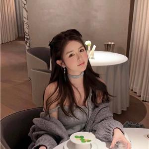 气质软萌诗晗