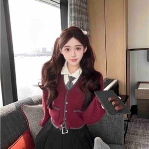 软萌黏人颜洛