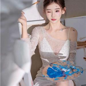 俏皮小腰精莉妍