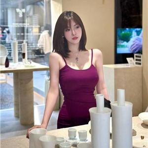 气质御姐范艾玛